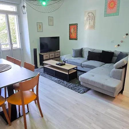 Daire Le Refuge Du Sanctuaire Wifi Tv 4 Mm Du Sanctuaire Lourdes